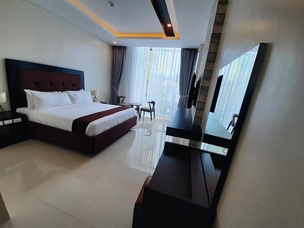 Winrich Hotel Lapu-Lapu City Bagian luar foto