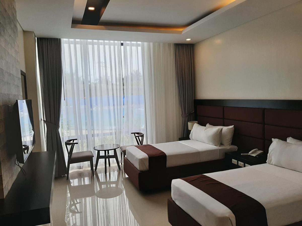 Winrich Hotel Lapu-Lapu City Bagian luar foto