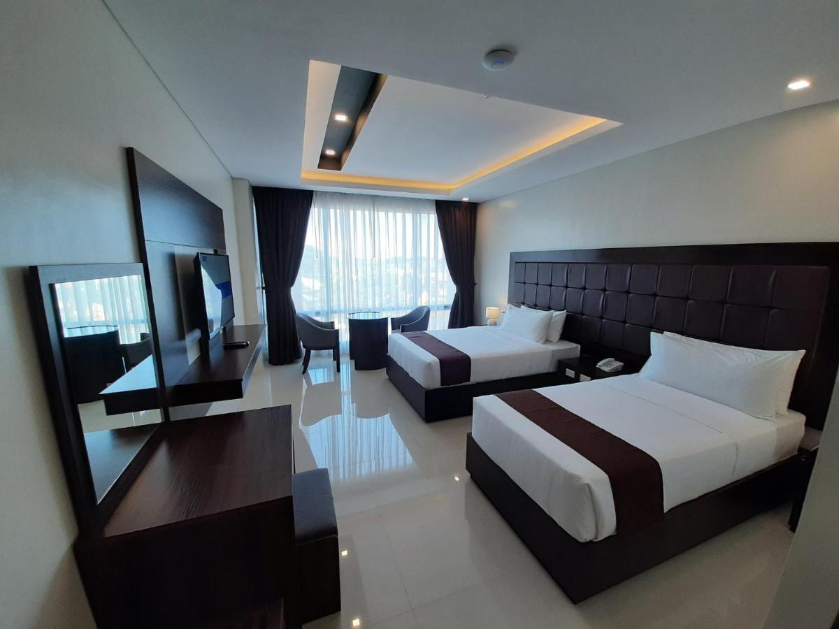Winrich Hotel Lapu-Lapu City Bagian luar foto